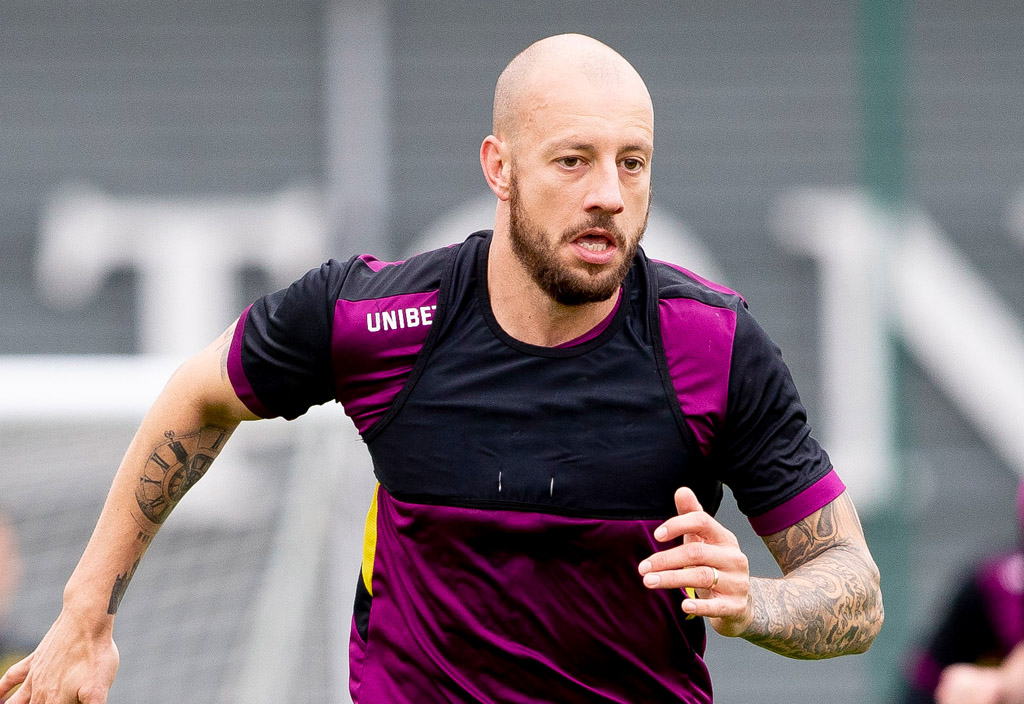 'Shocking' - Alan Hutton claims Nuno's recent decision has massively backfired