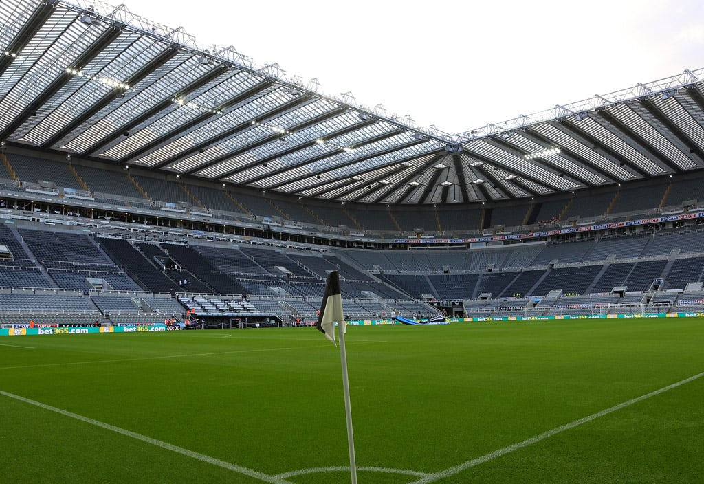 Video: Spurs players arrive at St James' Park ahead of Newcastle clash