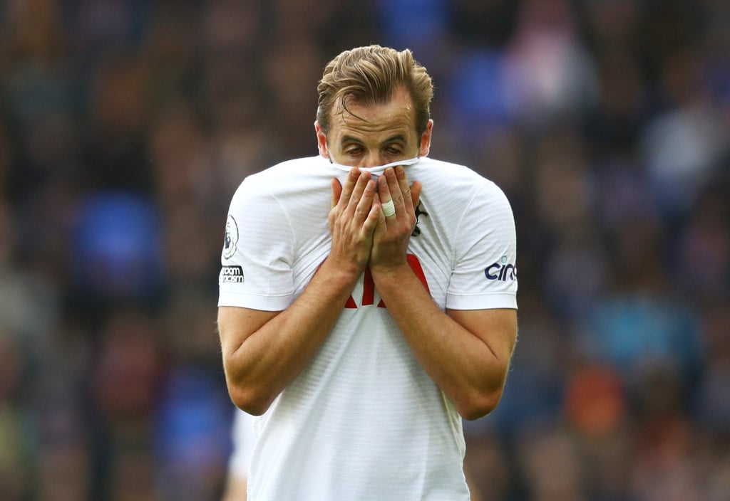 Report: Harry Kane makes Spurs contract decision amidst Man Utd interest