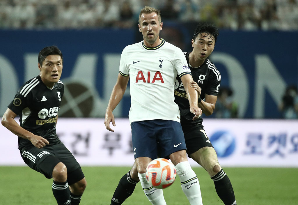 Report: Spurs not looking to push through new Kane contract at the moment