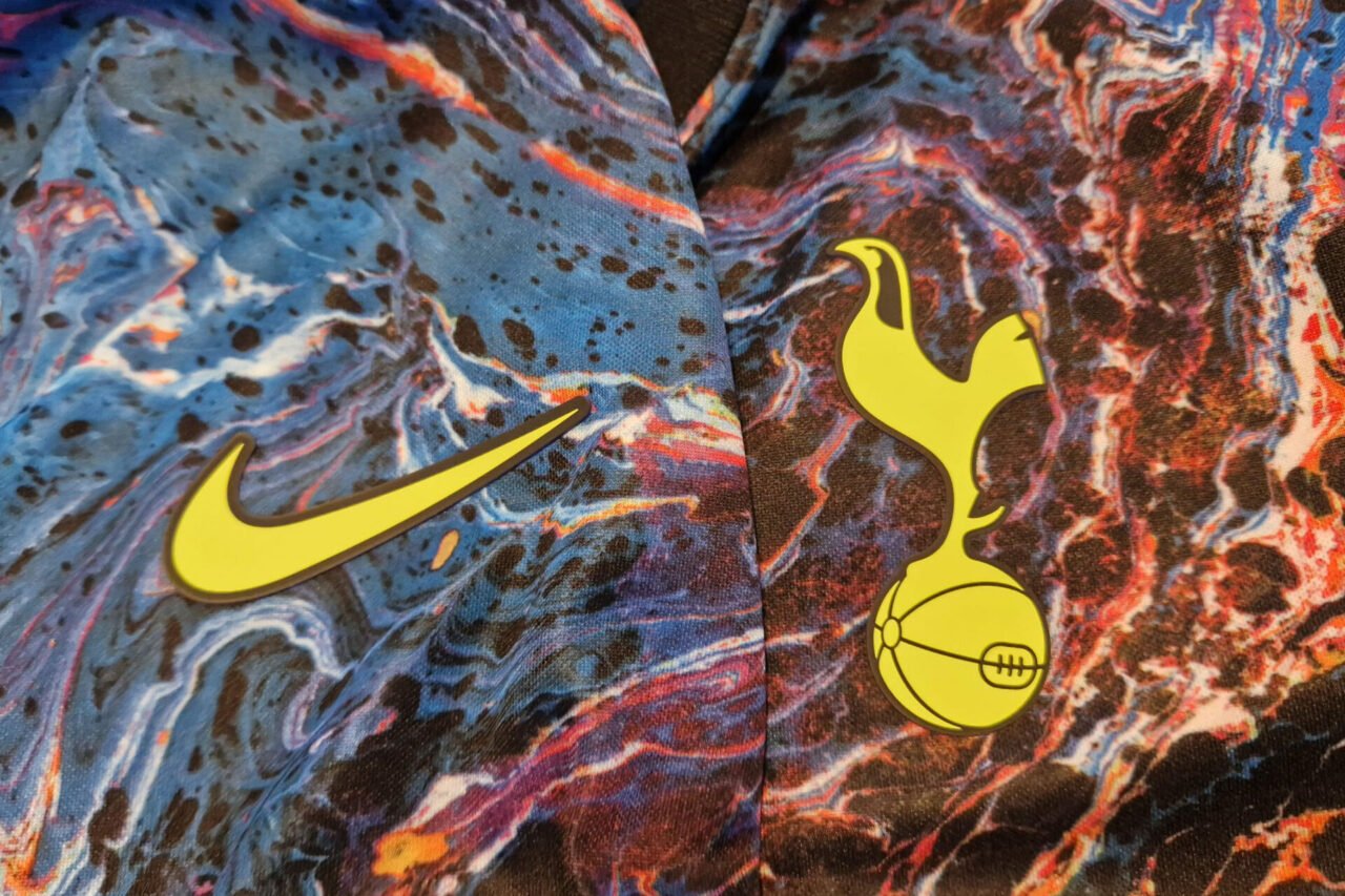 Spurs Badge