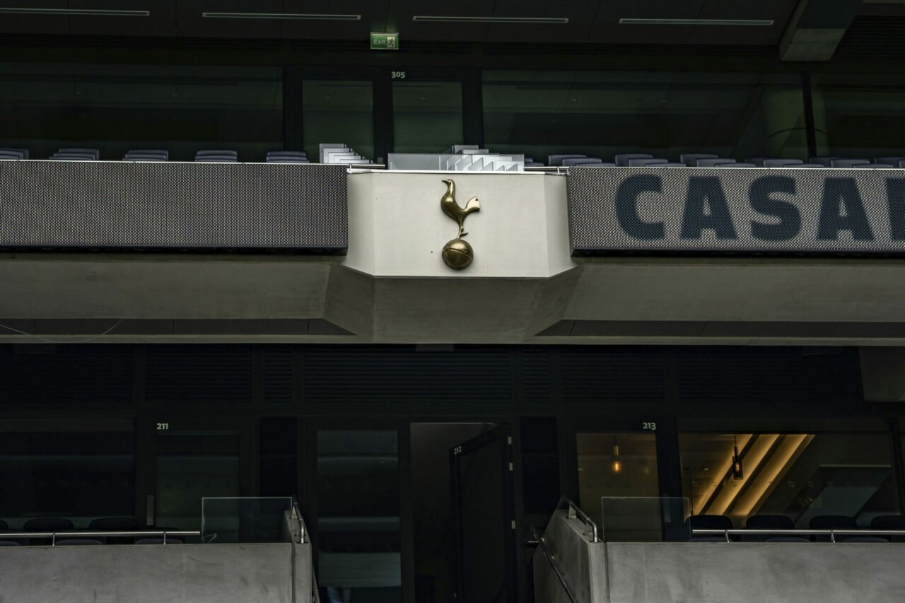 Spurs Badge