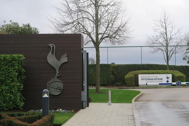 Report: Spurs spotted trying something new in training with Brennan Johnson