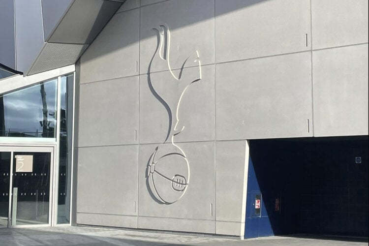 Spurs Badge Logo Crest
