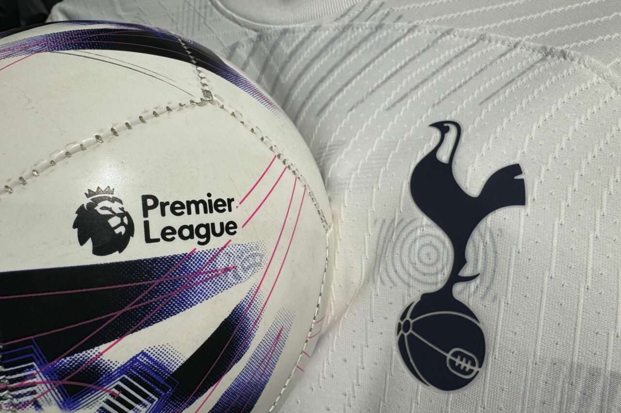 Premier League Tottenham Badge Crest Logo