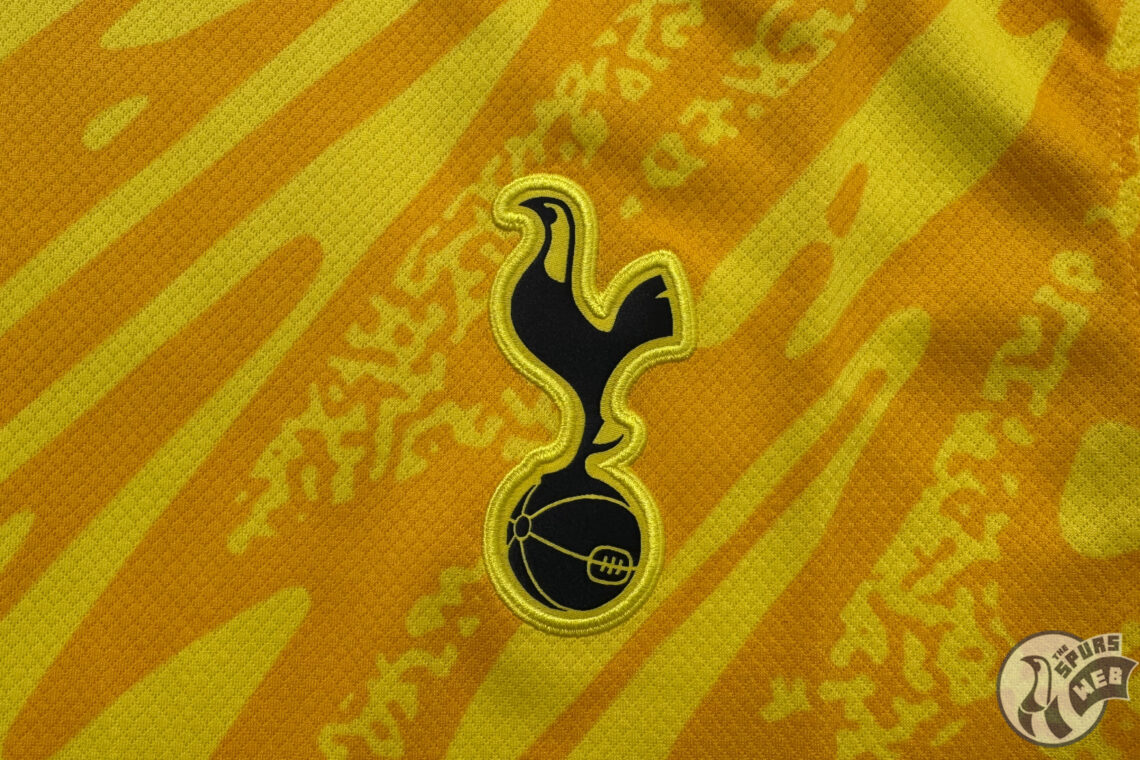 Tottenham Yellow Kit Badge Logo Crest