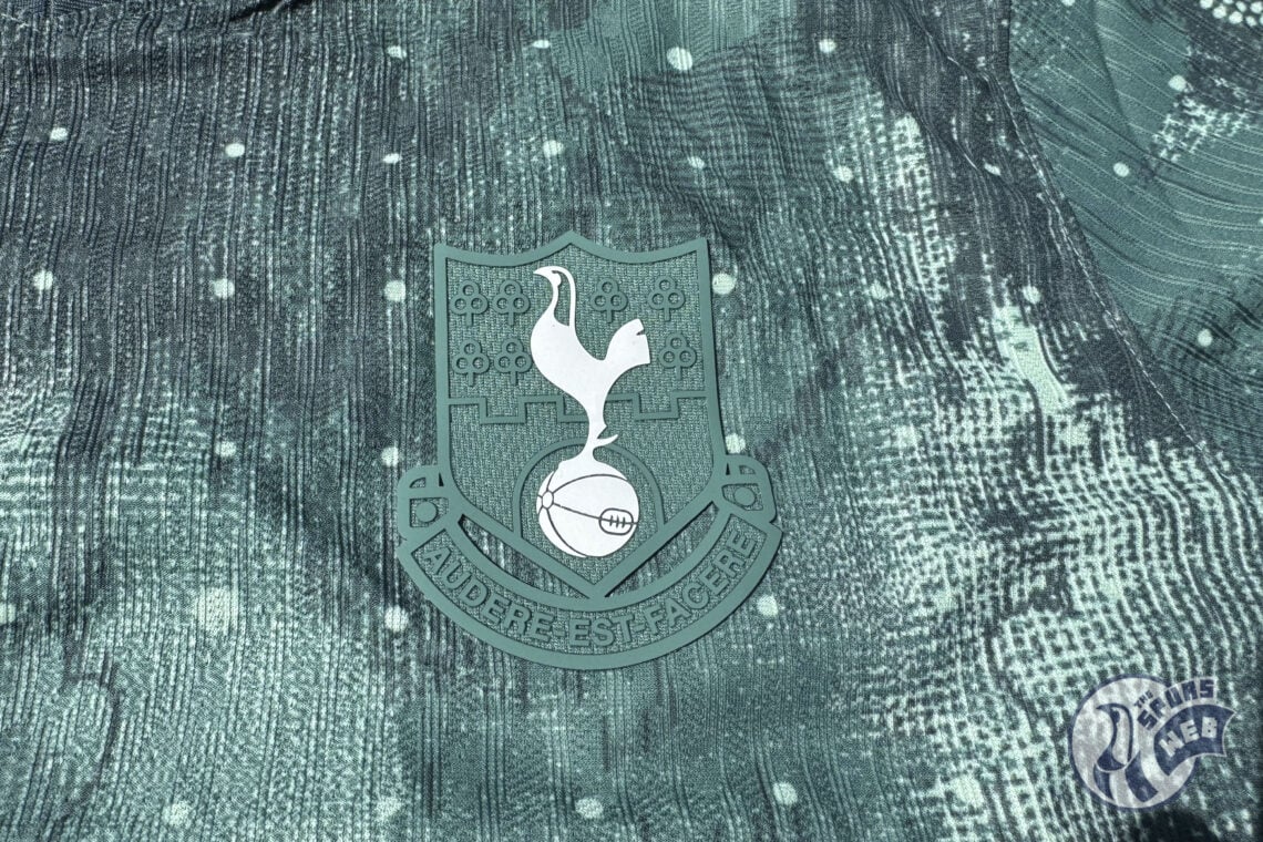 Tottenham Badge Crest Logo