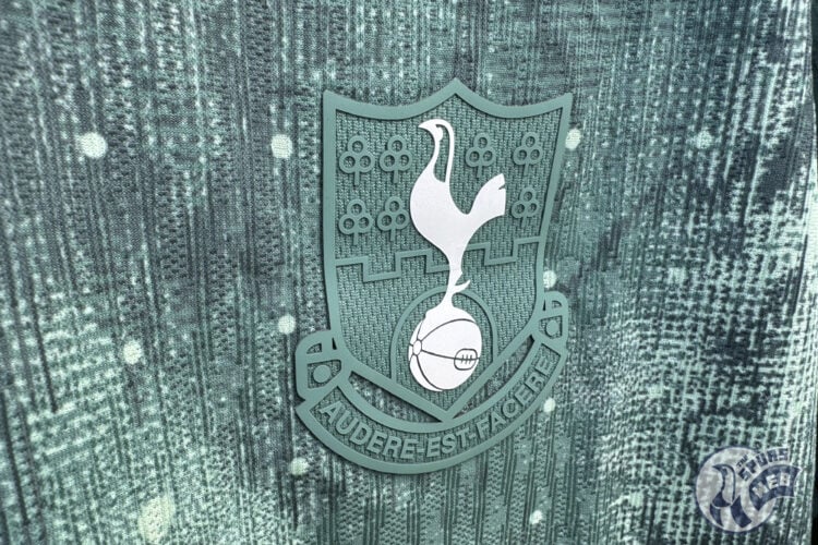 Tottenham Badge Crest Logo