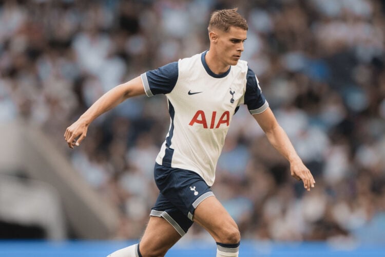 Micky van de Ven Tottenham