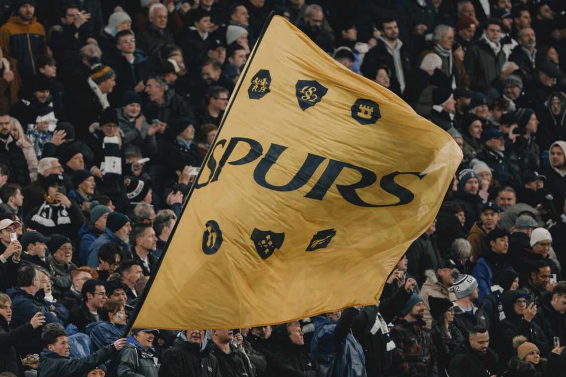 Tottenham Flag Supporters Generic