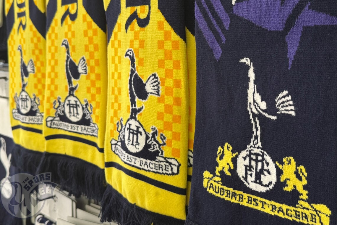 Tottenham Badge Crest Logo Scarf Generic
