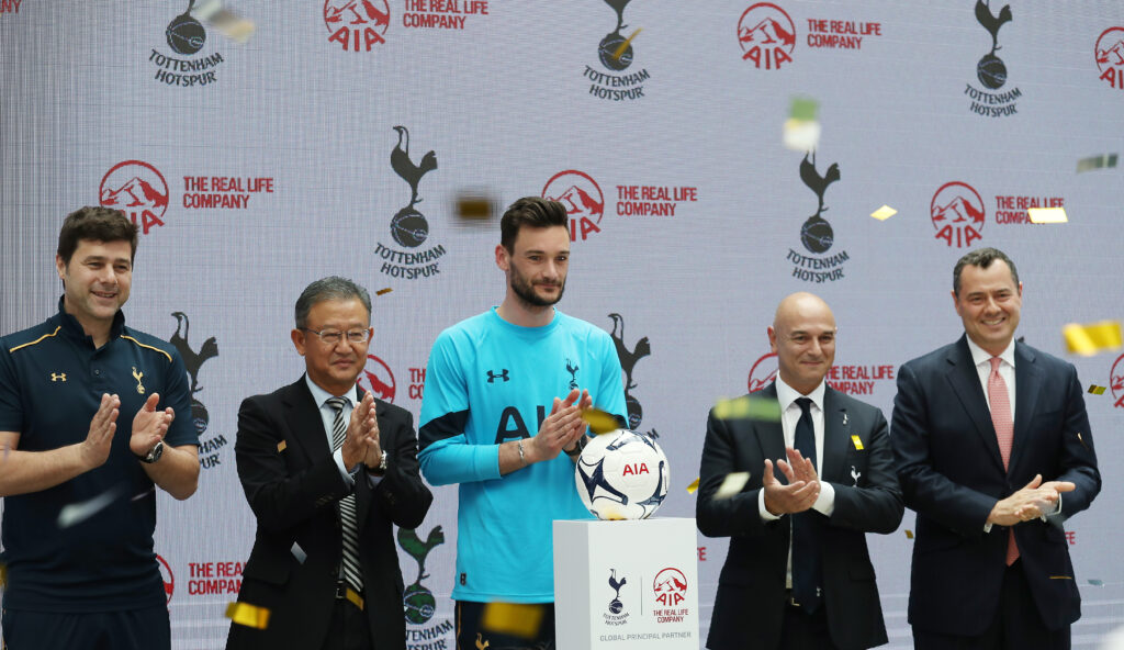 (L-R) Mauricio Pochettino, Manager, Tottenham Hotspur FC; Ng Keng Hooi, Group Chief Executive & President Designate, AIA; Hugo Lloris, Captain, Tottenham Hotspur FC; Daniel Levy, Chairman, Tottenham Hotspur FC; and Stuart Spencer, Group Chief Marketing Of
