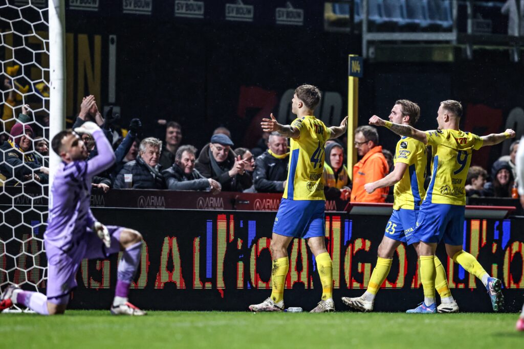 SOCCER JPL D27 WESTERLO VS CHARLEROI