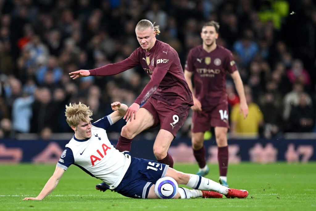 Tottenham Hotspur FC v Manchester City FC - Premier League