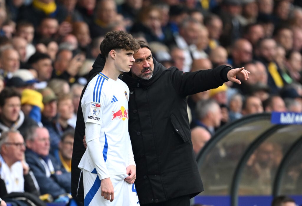 Leeds United FC v Stoke City FC - Sky Bet Championship