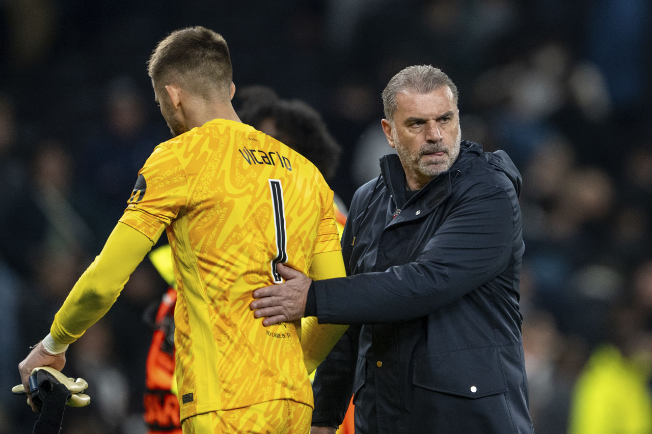 Ange Postecoglou Guglielmo Vicario Tottenham