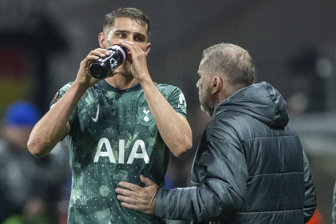 Micky van de Ven Ange Postecoglou