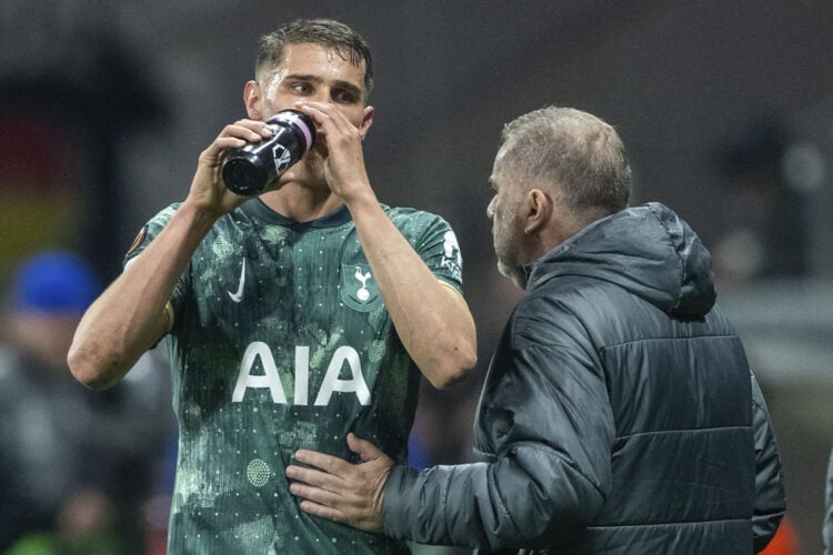 Micky van de Ven Ange Postecoglou