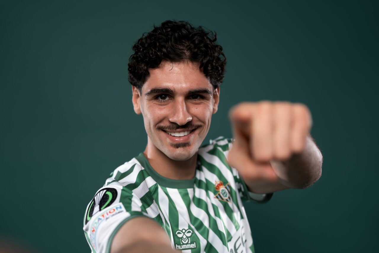 Tottenham fans make Johnny Cardoso decision after Conference League final display - Spurs Web