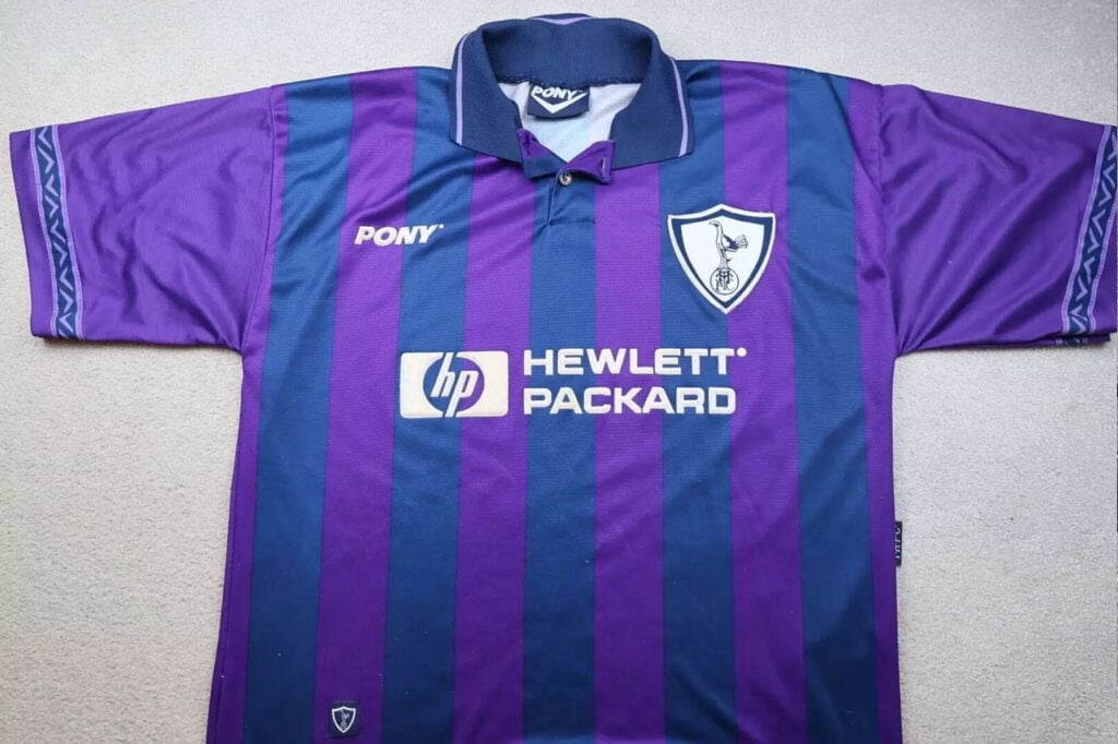 Tottenham 95/96 away kit