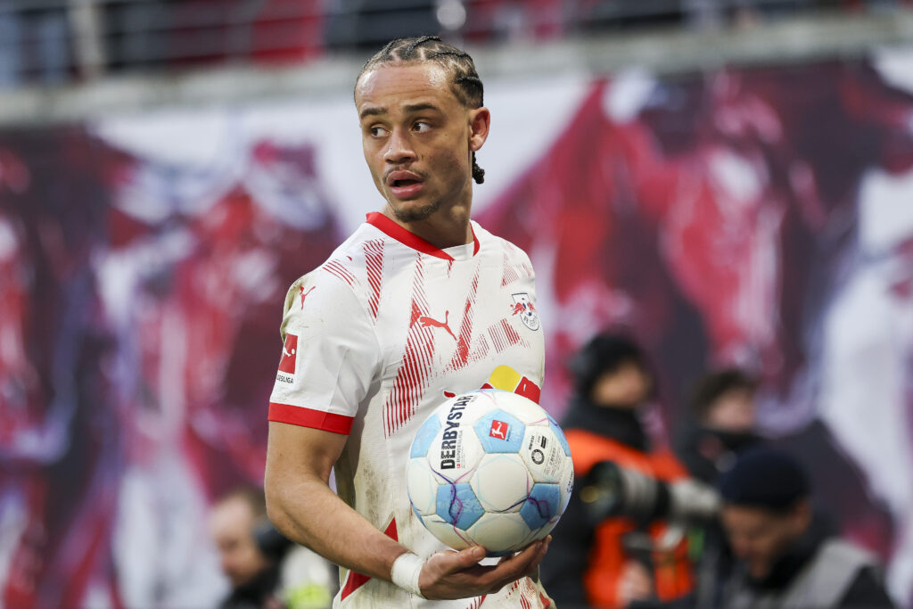 Tottenham make enquiry over Xavi Simons