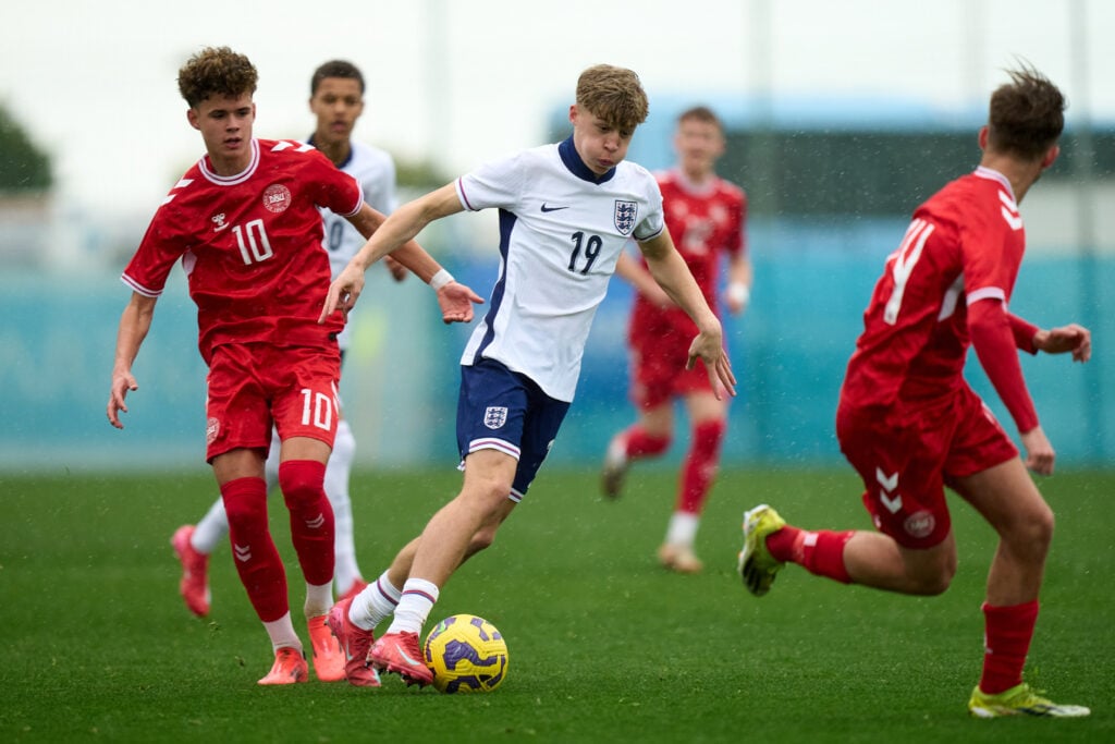 Tottenham agree fee for Oliver Boast