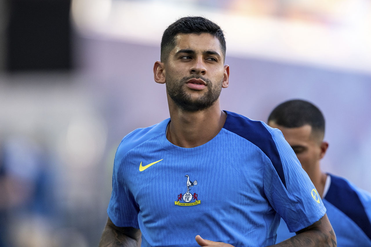 Cristian Romero says even Lionel Messi won't distract him from winning another Tottenham trophy - Spurs Web