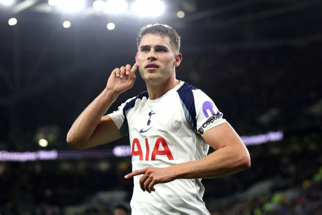 Tottenham half-time player ratings vs Everton as one defender is already on 10/10 - Spurs Web Tottenham half-time player ratings vs Everton as one defender is already on 10/10 - Spurs Web