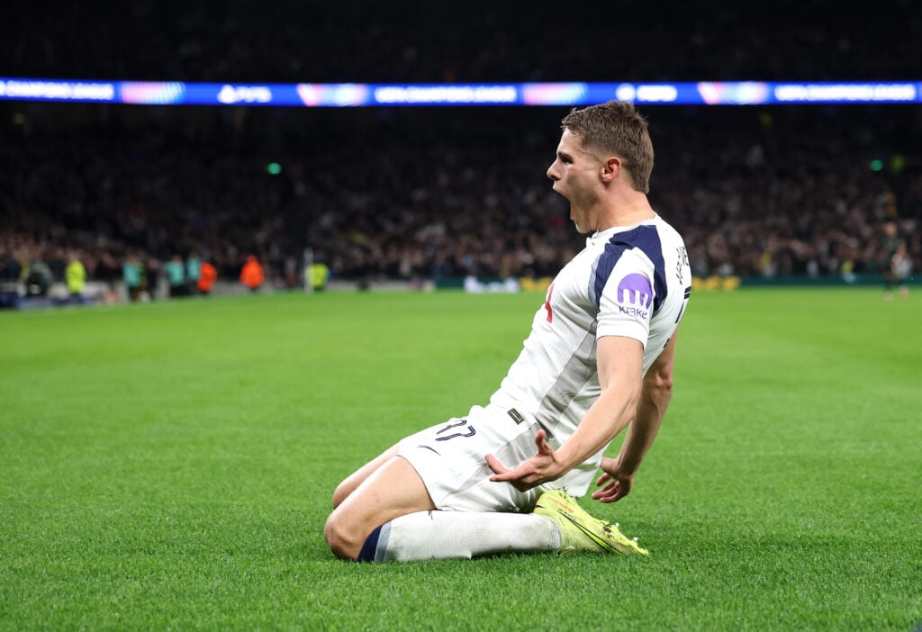 Micky Van de Ven Tottenham