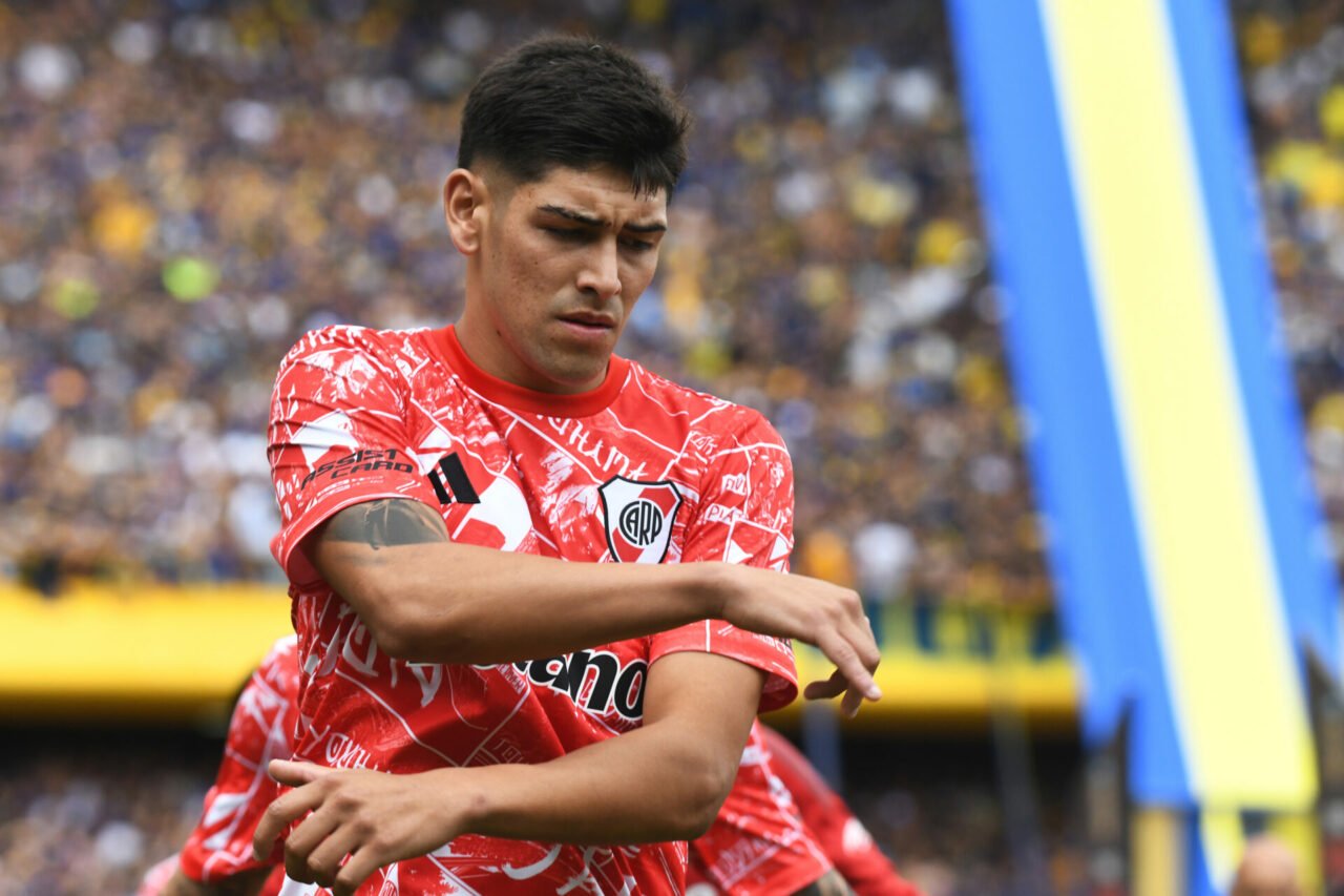 Chelsea ready to challenge Tottenham for exciting centre-back with £88m release clause