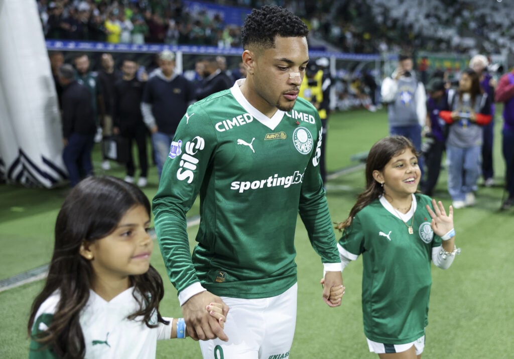 Tottenham target Vitor Roque