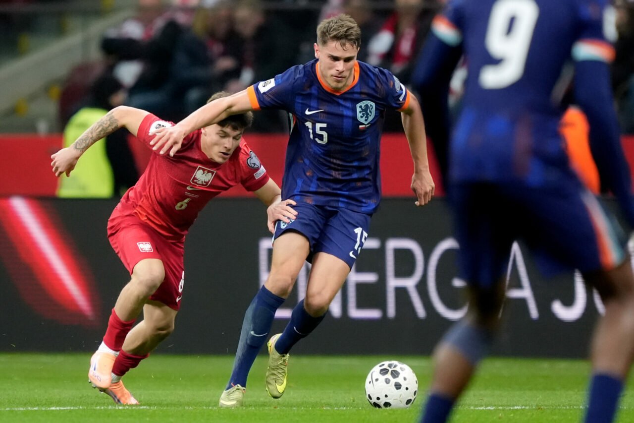 Video: Micky van de Ven almost does it again as Tottenham star runs the length of the pitch