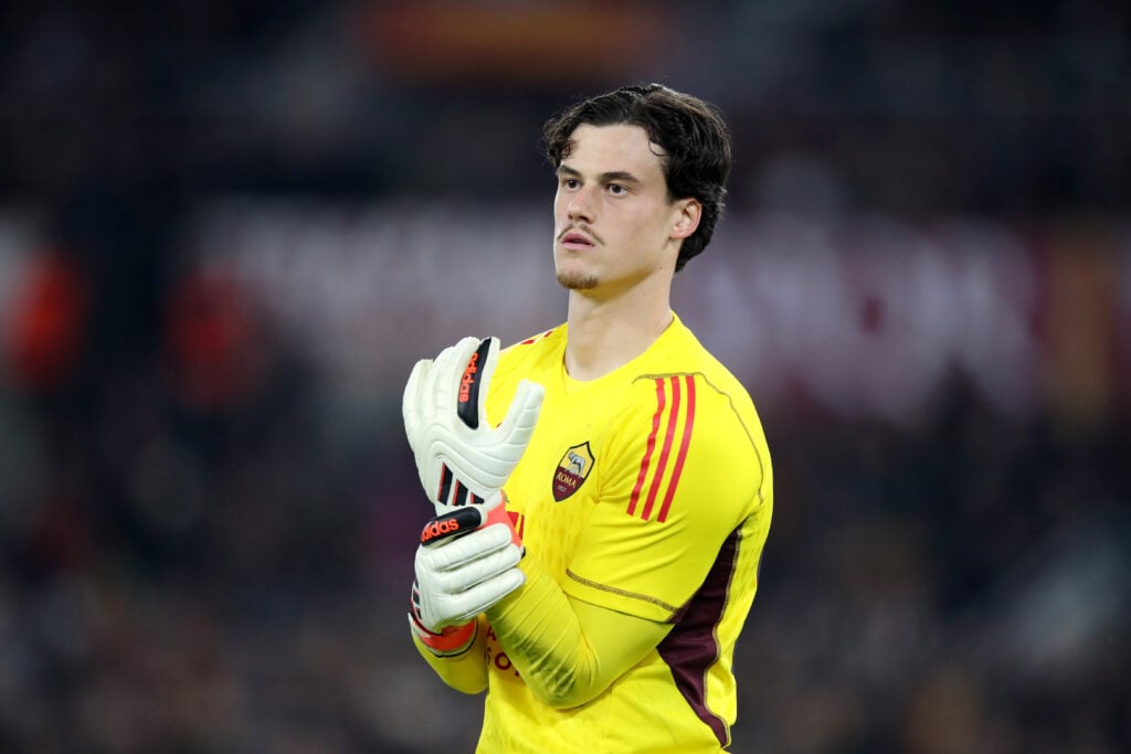 Tottenham target Mile Svilar