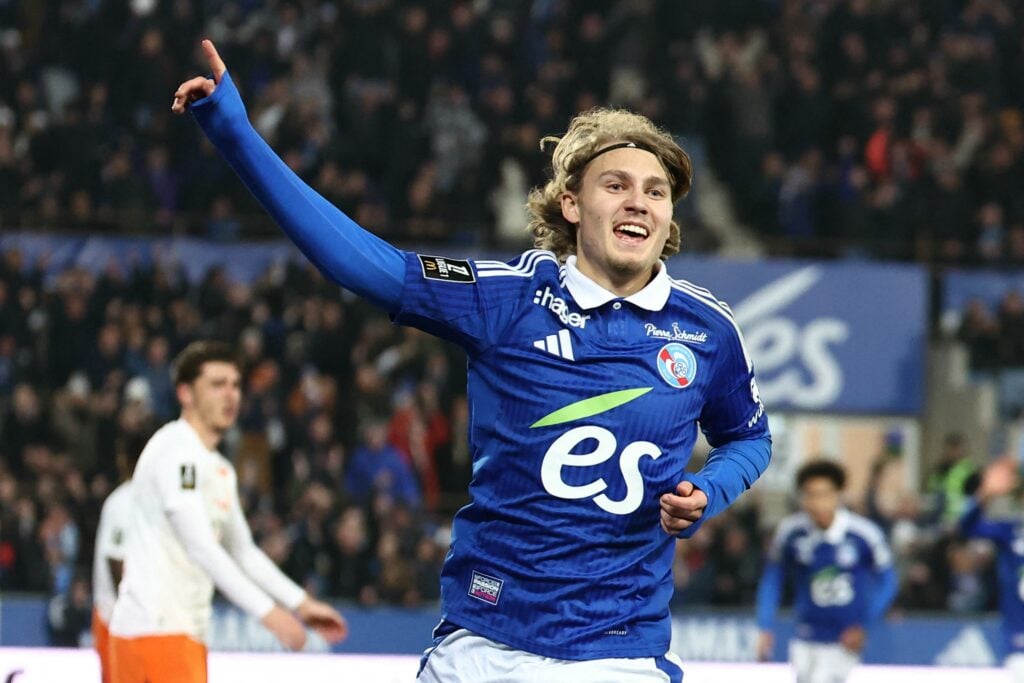 Tottenham should target Sebastian Nanasi