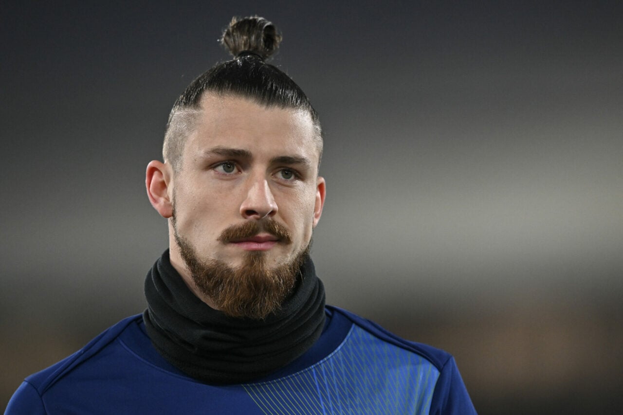 Tottenham in talks to loan out £27m player with an obligation to buy clause