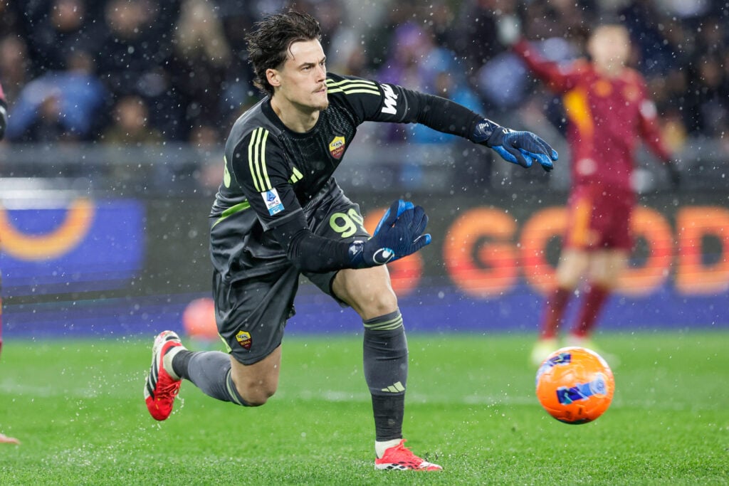 Tottenham target Mile Svilar