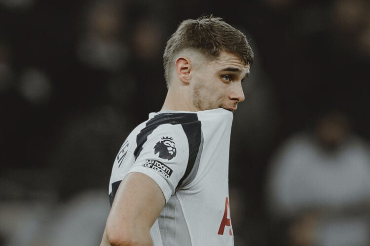 Micky van de Ven Tottenham