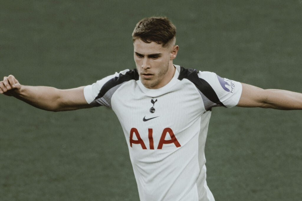 Micky van de Ven Tottenham