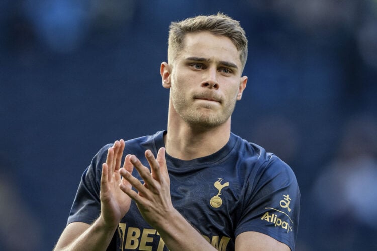 Micky Van de Ven Tottenham