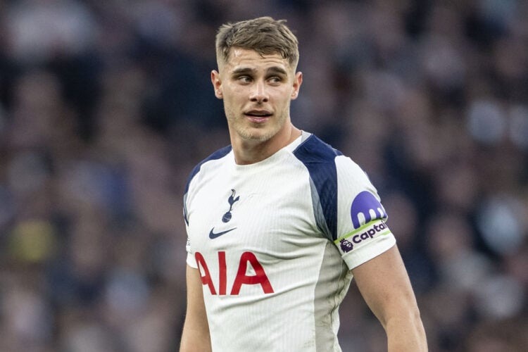 Micky Van de Ven Tottenham