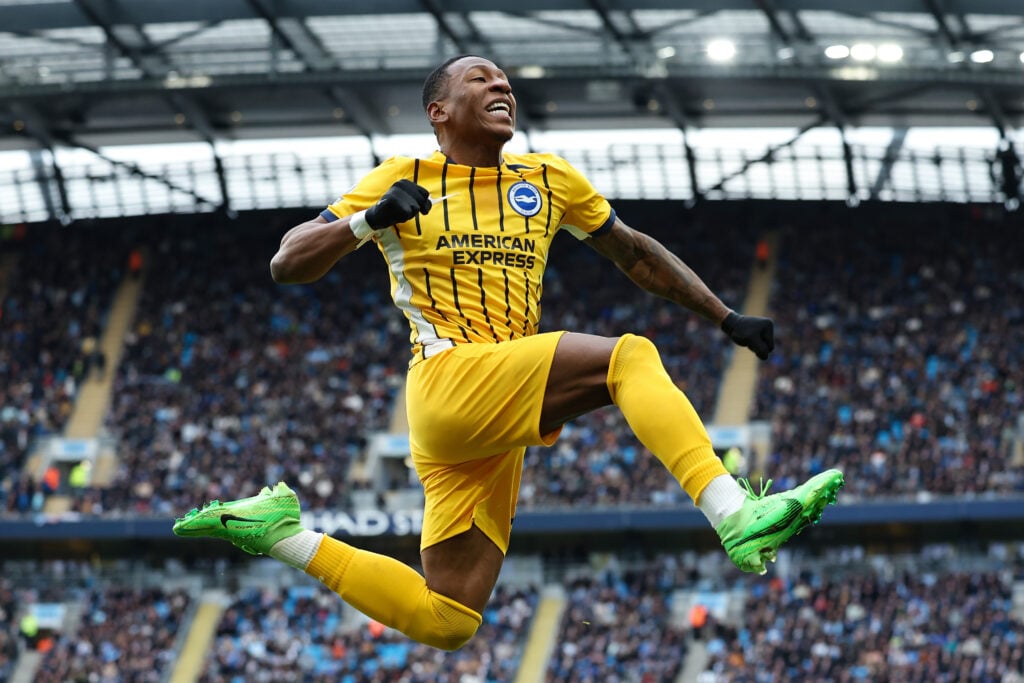 Tottenham target Pervis Estupinan