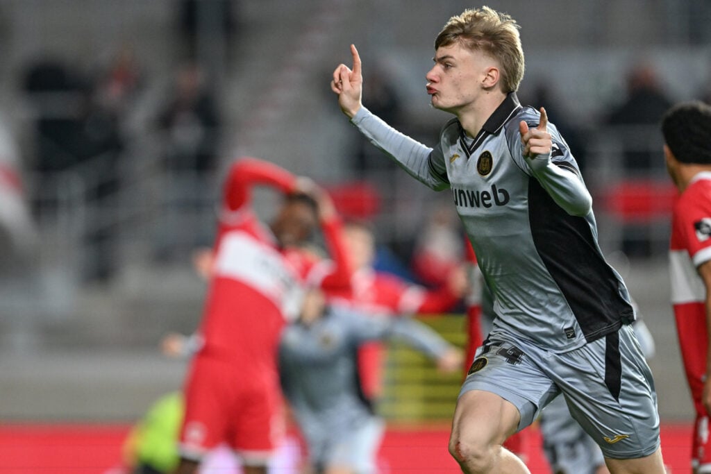 Tottenham target Nathan De Cat