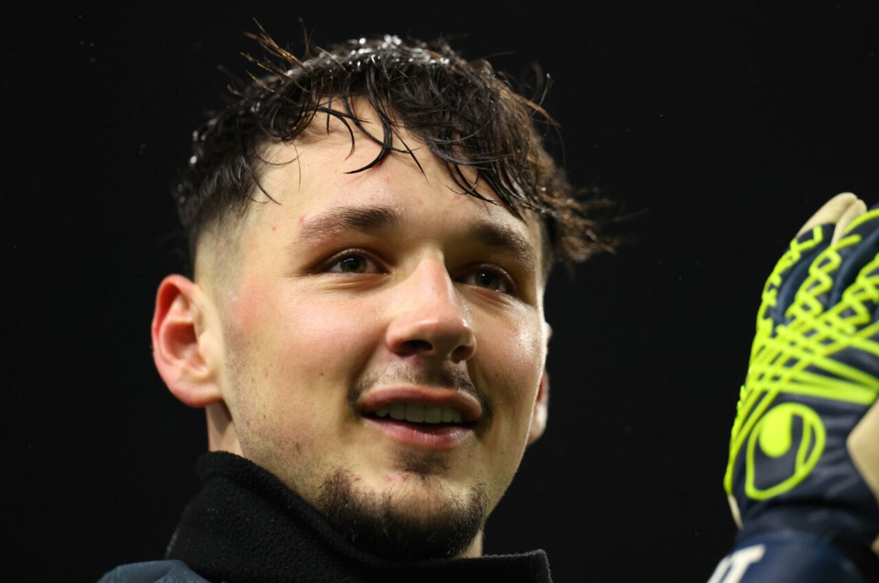 Tottenham set sights on £27m English goalkeeper as top target to replace Guglielmo Vicario