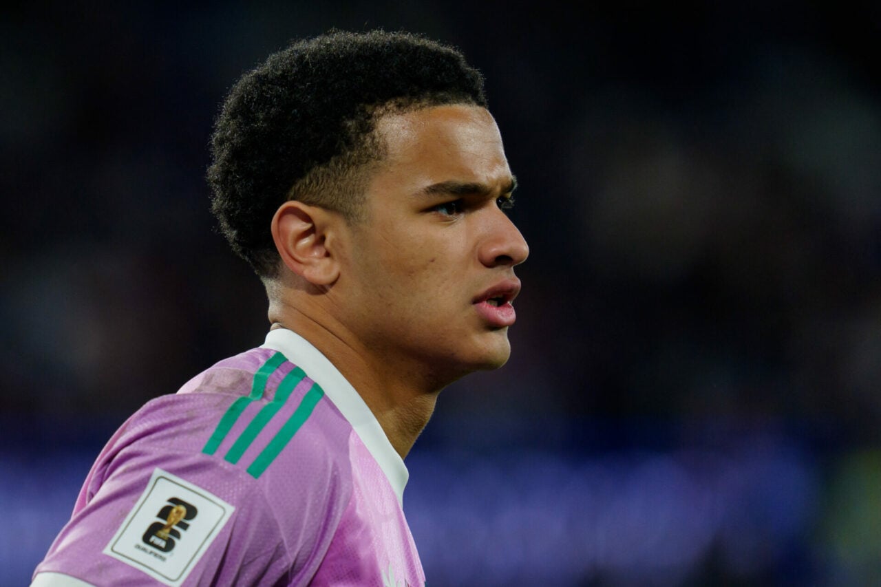 Tottenham could replace Guglielmo Vicario with a Sheffield United star Man City let go