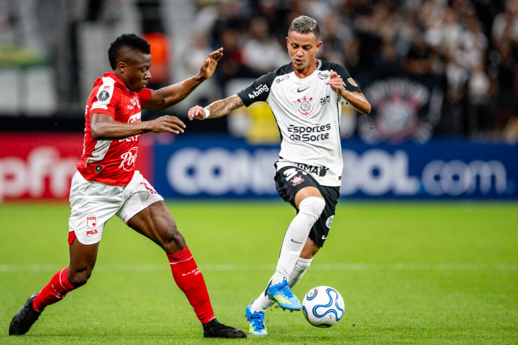 Tottenham target Kayke Ferrari