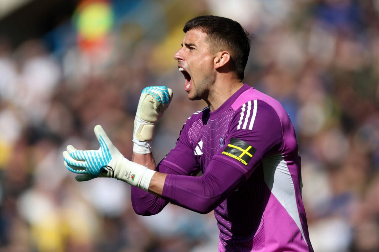 Daniel Farke sends Karl Darlow to Leeds board amid Tottenham free transfer interest