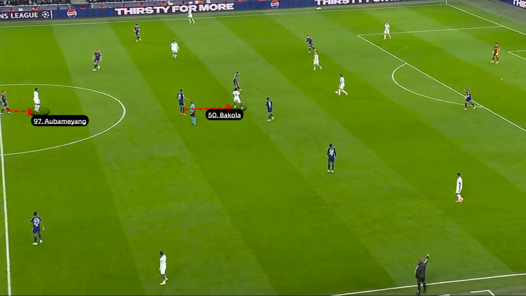 Tactical analysis from Newcatle match against Marseille. Analysing Tottenham coach, Roberto De Zerbi's, build up play and striker use.