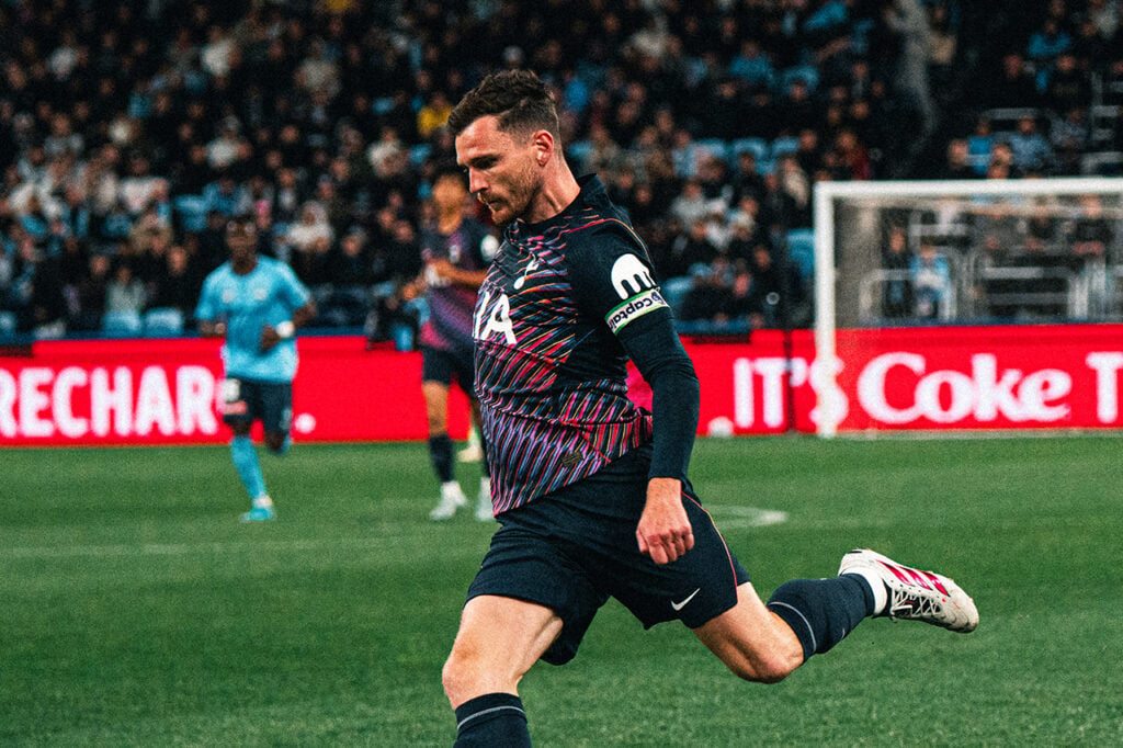 Andy Robertson Tottenham