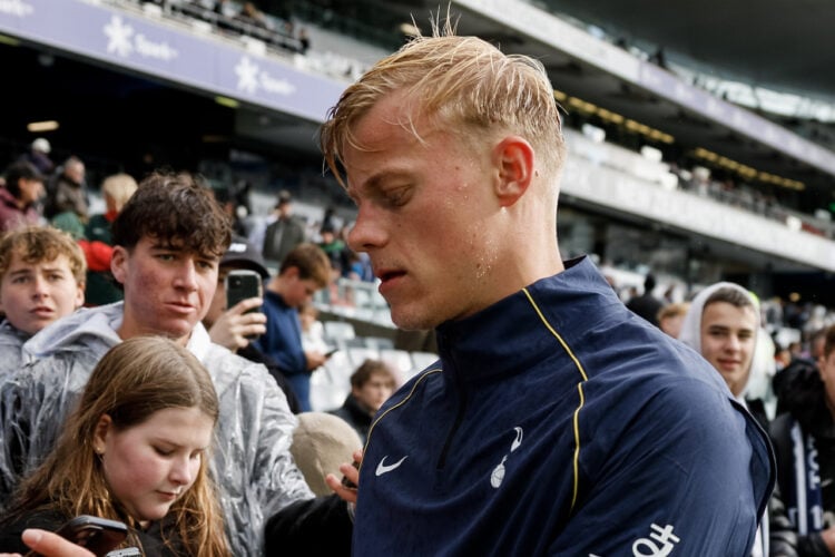 Jan Paul van Hecke Tottenham