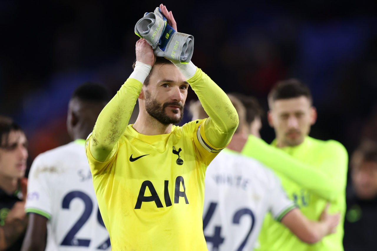 ugo Lloris of Tottenham Hotspur applauds the fans after the team's victory during the Premier League match between Crystal Palace and Tottenham Hotspur